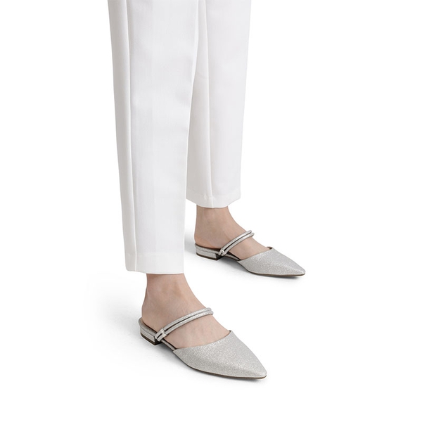 Slip on pointed toe mules clearance